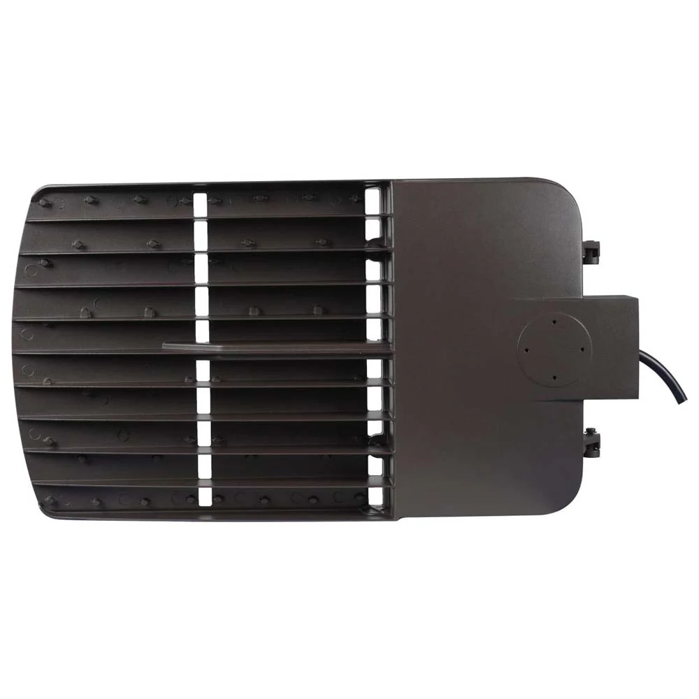 LED Area Light Type III 240W Bronze Finish 4000K 120-277V - Image 2